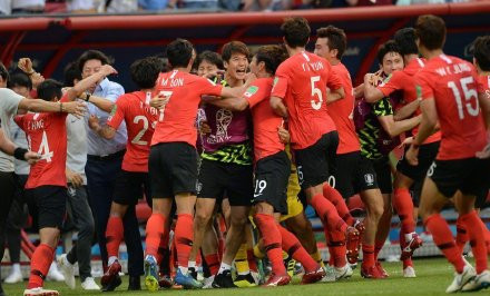 了巨大的不 了巨大的不