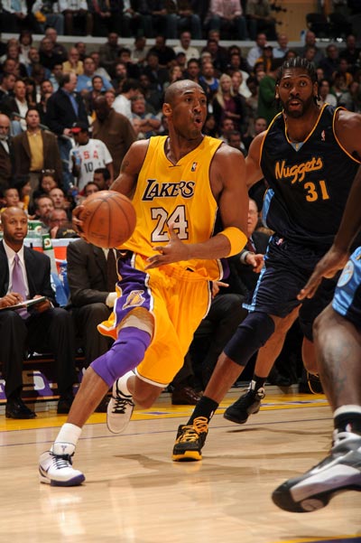 場與點球危 場與點球危