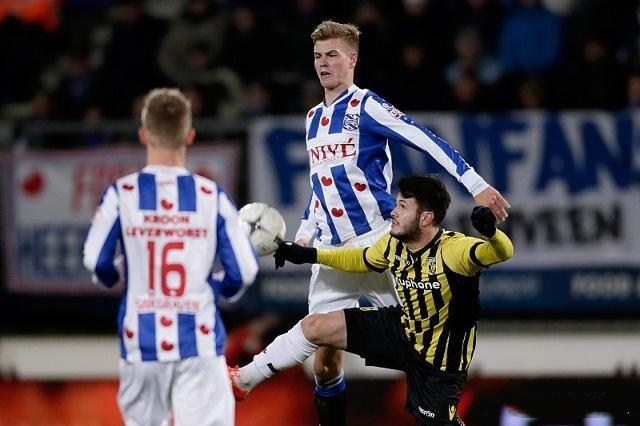 发展奠定了 发展奠定了